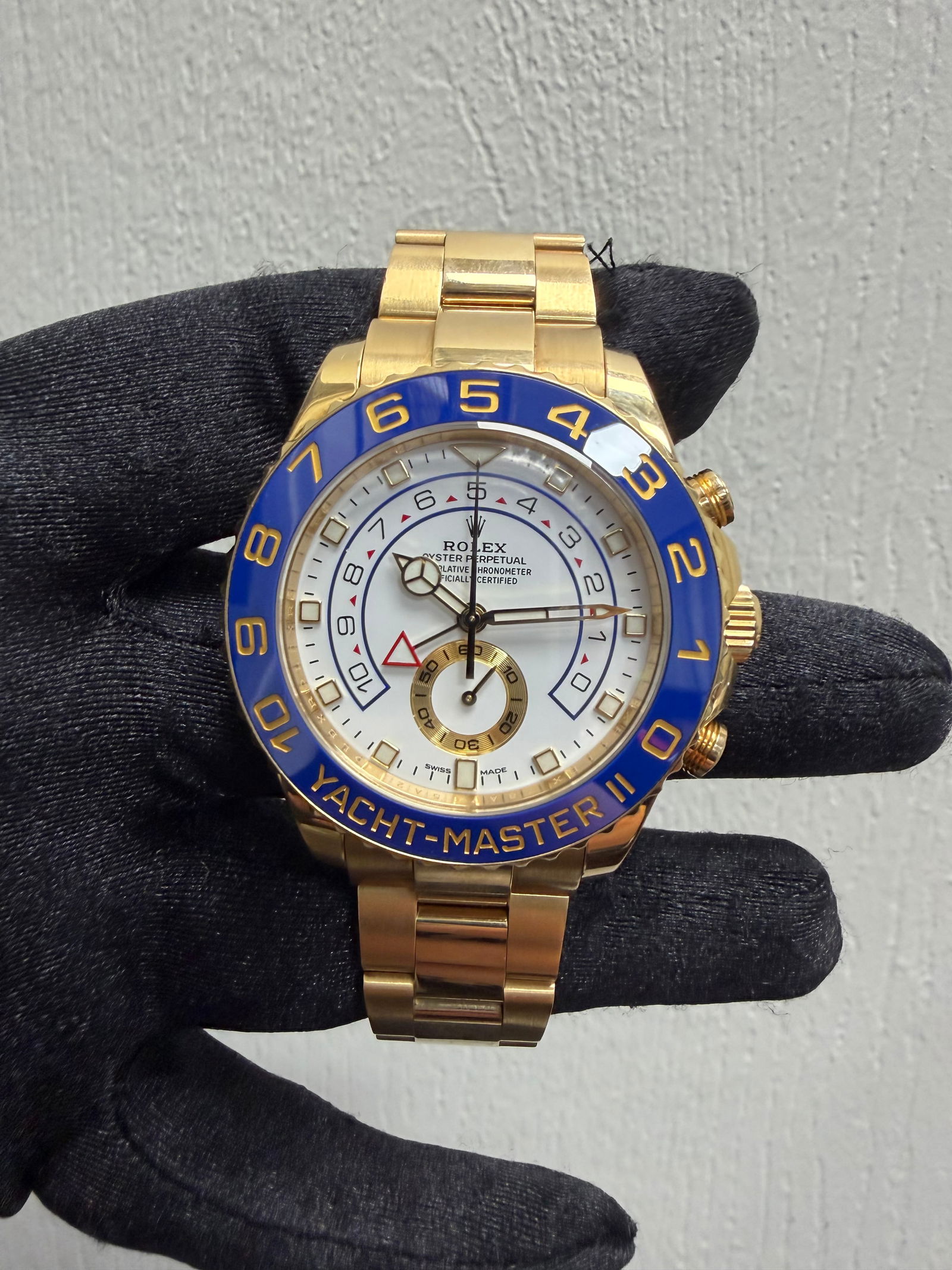 2018 Rolex 116688 Yacht-Master II Oyster Bracelet White Dial With Card: 2018 Rolex 116688 Yacht-Master II Oyster Bracelet White Dial With Card This Rolex Yacht-Master II features a white dial and a rotating bezel, paired with an Oyster bracelet. The watch is designed for