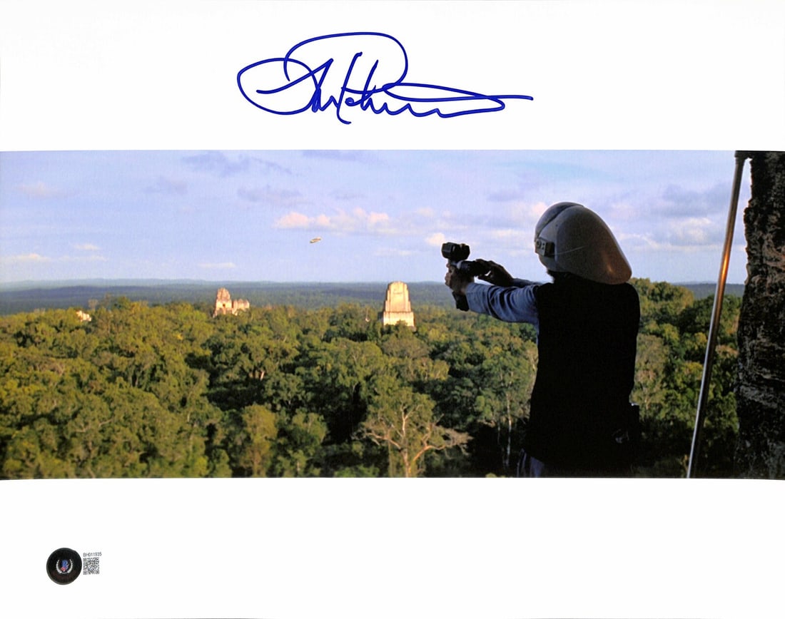 Signed 11x14 Photo Lorne Peterson as Yavin Temple Guard Beckett Authenticated: Signed 11x14 Photo Lorne Peterson as Yavin Temple Guard Beckett Authenticated This 11x14 color photograph features Lorne Peterson, the ILM visual effects artist, portraying a Yavin Temple Guard in Sta