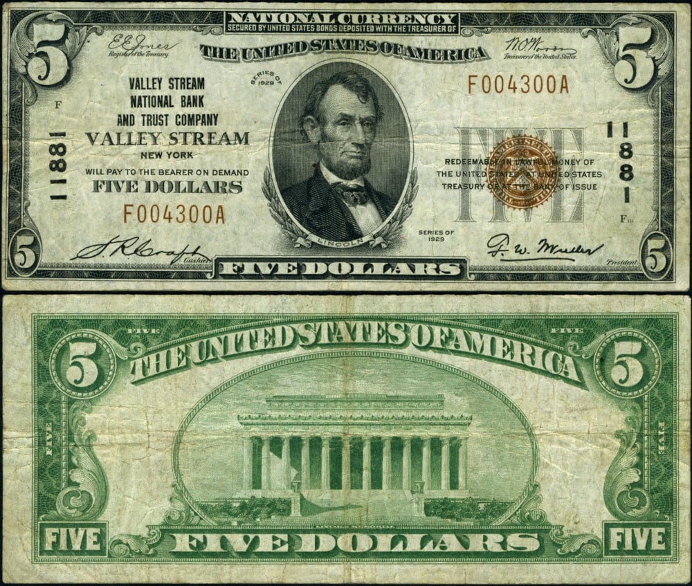 1929 T-1 Valley Stream NY $5 National Bank Note Ch #11881: 1929 T-1 Valley Stream NY $5 National Bank Note Ch #11881 This 1929 T-1 National Bank Note from Valley Stream, NY, is a remarkable piece of currency history, featuring a denomination of $5. Graded Fin