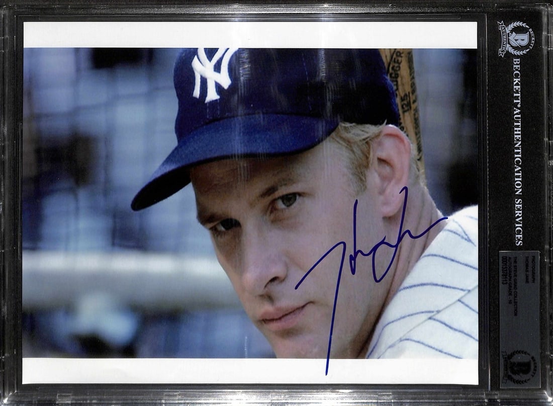 Thomas Jane Signed 8x10 Photo as Mickey Mantle BECKETT AUTO 10: Thomas Jane Signed 8x10 Photo as Mickey Mantle BECKETT AUTO 10 This striking 8x10 color photograph features actor Thomas Jane in his acclaimed role as Mickey Mantle from the HBO film "61". Signed in b