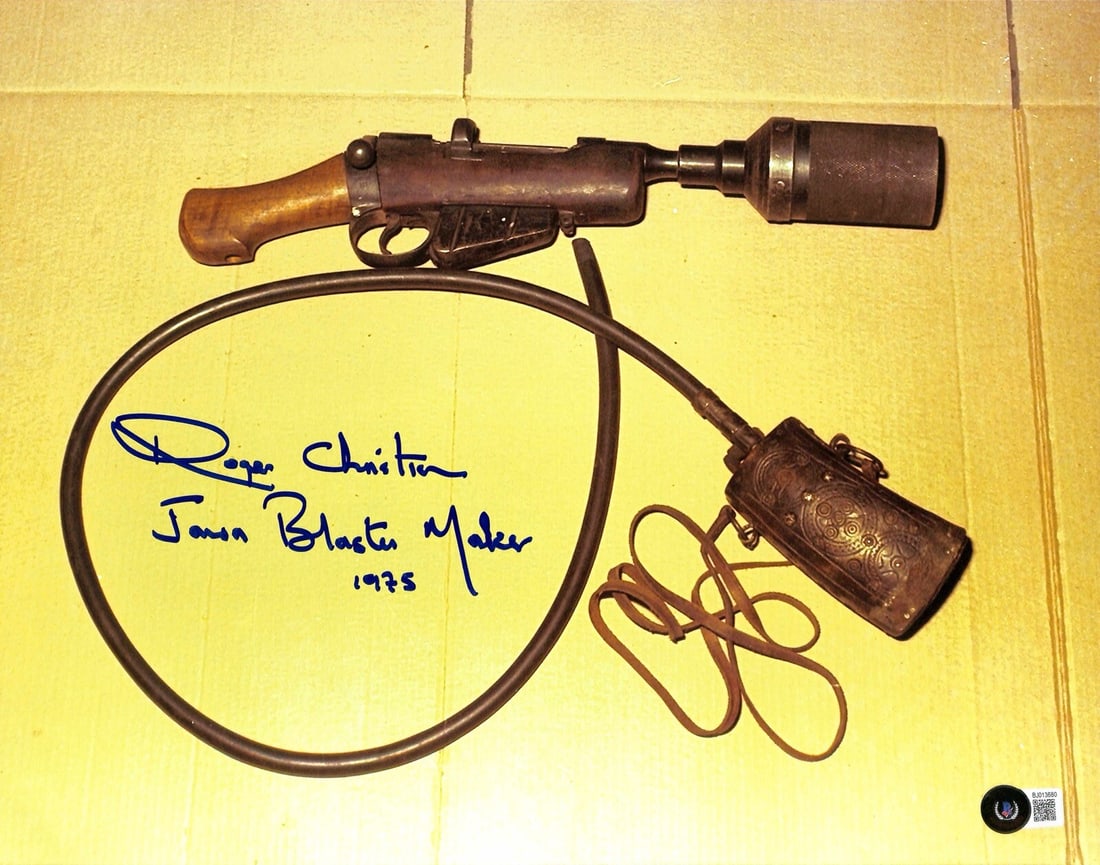 Roger Christian Signed 11x14 Star Wars Photo Beckett Authenticated: Roger Christian Signed 11x14 Star Wars Photo Beckett Authenticated This is an autographed 11x14 photograph signed by Roger Christian, the set decorator and prop designer for Star Wars. The photograph