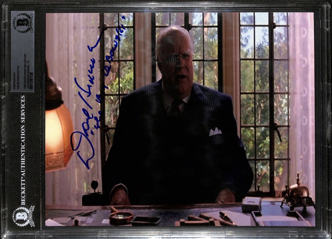 David Huddleston Signed 8x10 Photo The Big Lebowski Auto 10 Beckett: David Huddleston Signed 8x10 Photo The Big Lebowski Auto 10 Beckett This autographed 8x10 photograph features David Huddleston, renowned for his role in the cult classic film The Big Lebowski. The pho