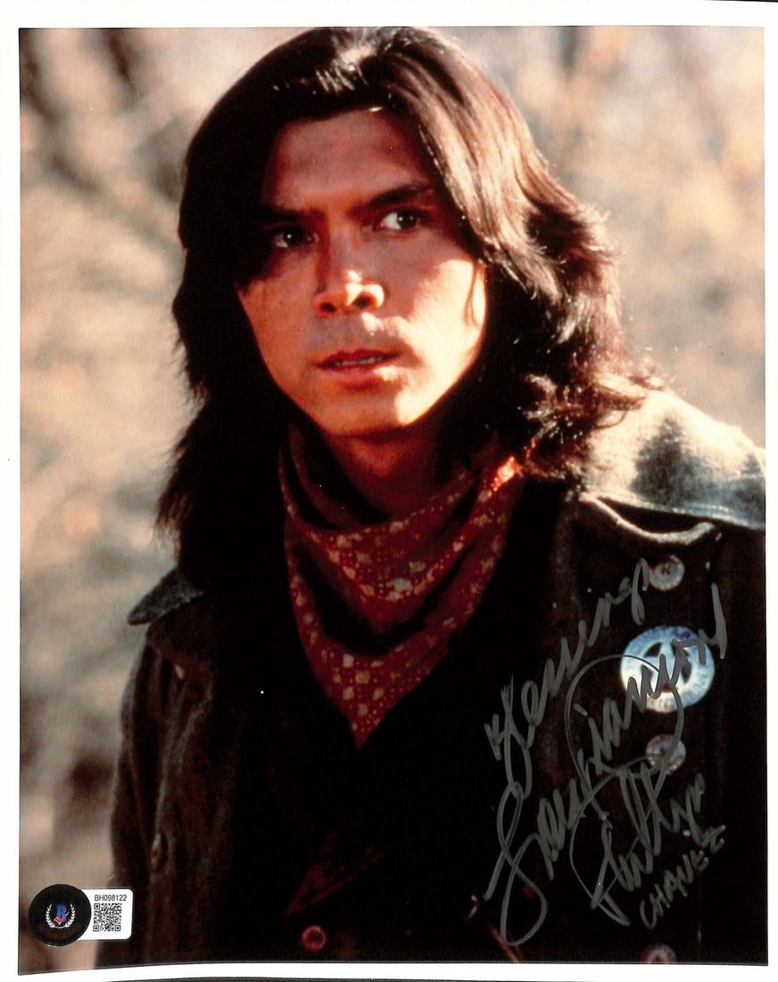 Lou Diamond Phillips Young Guns Signed Photo with Beckett Certification: Lou Diamond Phillips Young Guns Signed Photo with Beckett Certification This autographed 8x10 photograph features Lou Diamond Phillips, renowned for his role as "Jose Chavez" in the film Young Guns. T