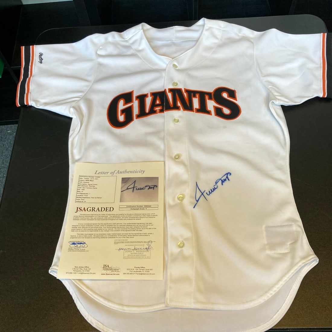 Willie Mays Signed 1989 Giants Jersey JSA MINT 9 COA: Willie Mays Signed 1989 Giants Jersey JSA MINT 9 COA This is a stunning Willie Mays Signed 1989 San Francisco Giants Game Issued Professional Model Jersey. The jersey features the legendary player's a