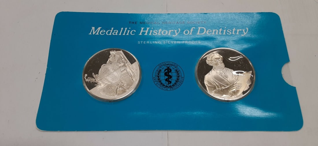 Pair of Sterling Silver Proof Medals Featuring Parmly and Burkhart Franklin Mint (1 of 4)