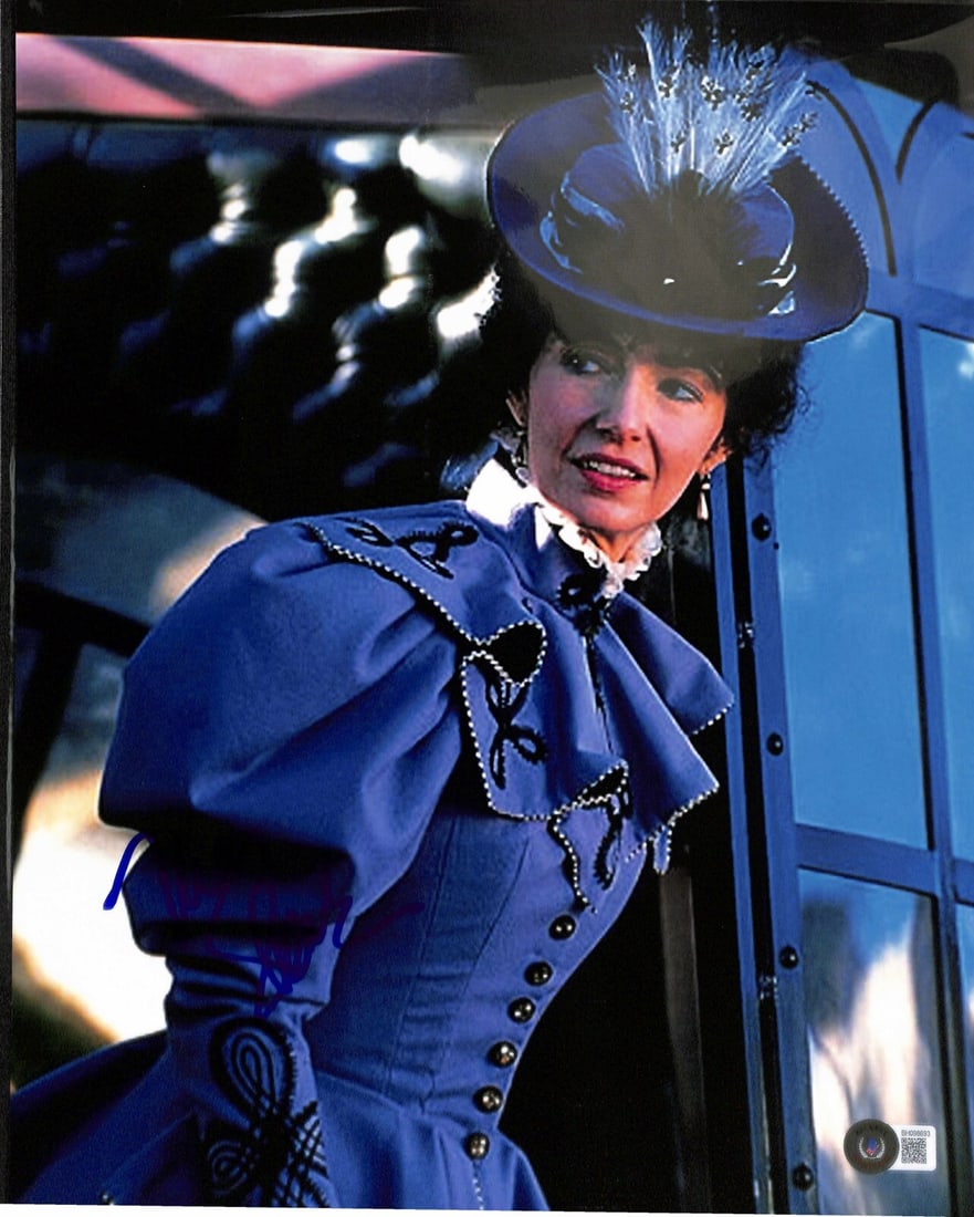 Mary Steenburgen Signed 11x14 Photo Clara Clayton Back To The Future III Beckett Certified: Mary Steenburgen Signed 11x14 Photo Clara Clayton Back To The Future III Beckett Certified This is an original 11x14 color photograph signed by actress Mary Steenburgen, known for her role as Clara Cl