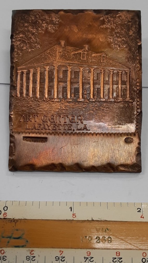 1960s Copper Studio Trial Plate Featuring Lafayette Art Center by H Alvin Sharpe: 1960s Copper Studio Trial Plate Featuring Lafayette Art Center by H Alvin Sharpe This vintage studio trial copper plate, created by H. Alvin Sharpe in the 1960s, features the design of the Art Center