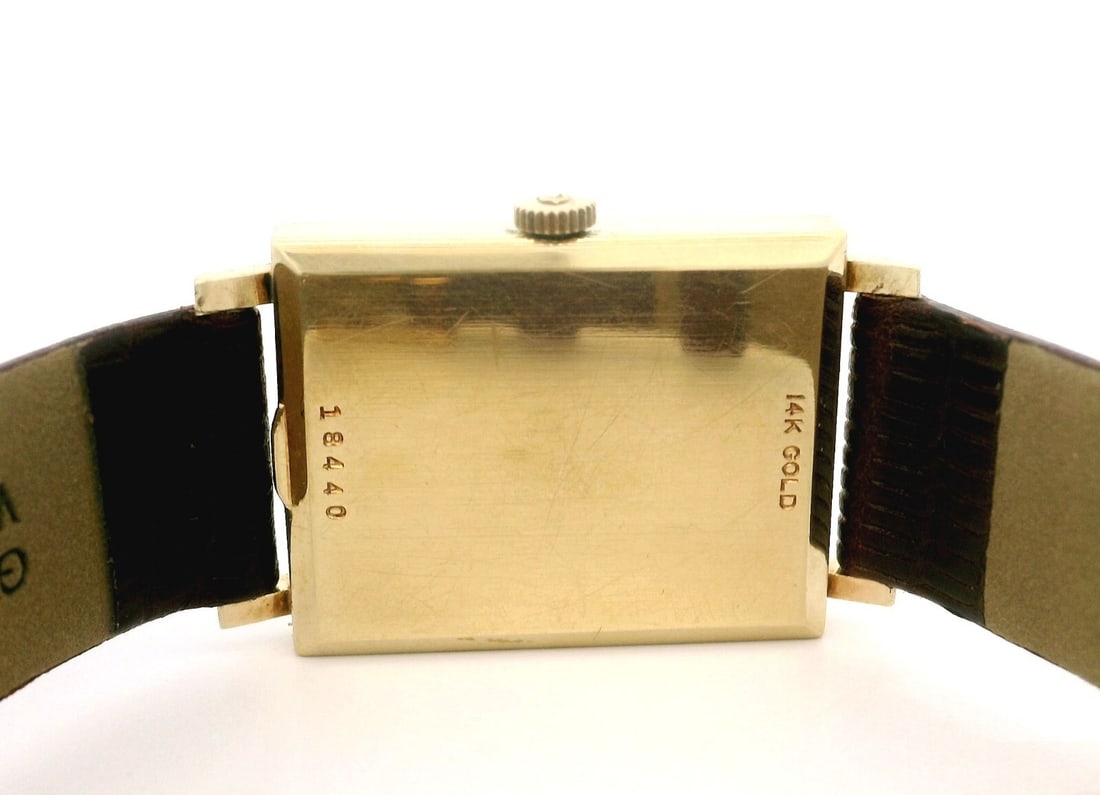 Vintage Universal Geneve 14k Gold 22mm Rectangular Mechanical Watch Cal 820 - 5