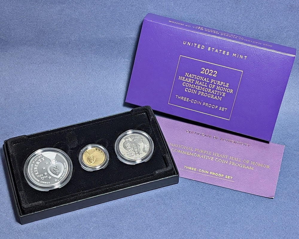 3-Piece 2022 Purple Heart Commemorative Proof Coin Set With OGP and COA: 3-Piece 2022 Purple Heart Commemorative Proof Coin Set With OGP and COA This is a 2022 Purple Heart Medal 3-Coin Commemorative Proof Set from the United States. The set is uncirculated and features co