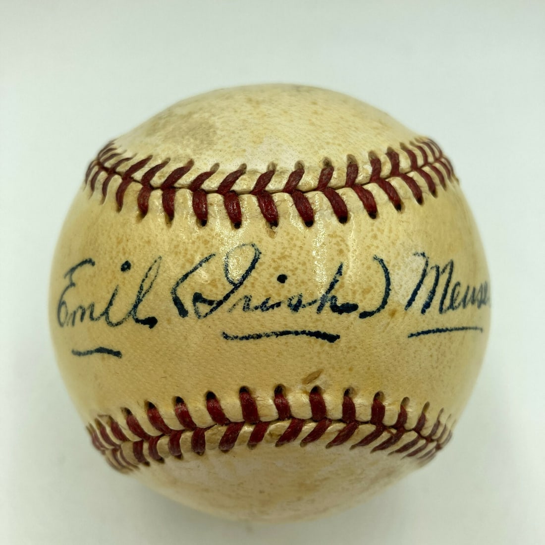 Emil Irish Meusel Signed National League Baseball JSA COA New York Giants: Emil Irish Meusel Signed National League Baseball JSA COA New York Giants This is an extremely rare single signed National League baseball by Emil "Irish Meusel," a legendary player from the New York