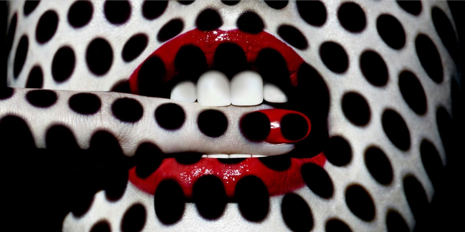 Giuliano Bekor M16 LED Framed Photography 73x37 Limited Edition 1 of 2 (1 of 8)