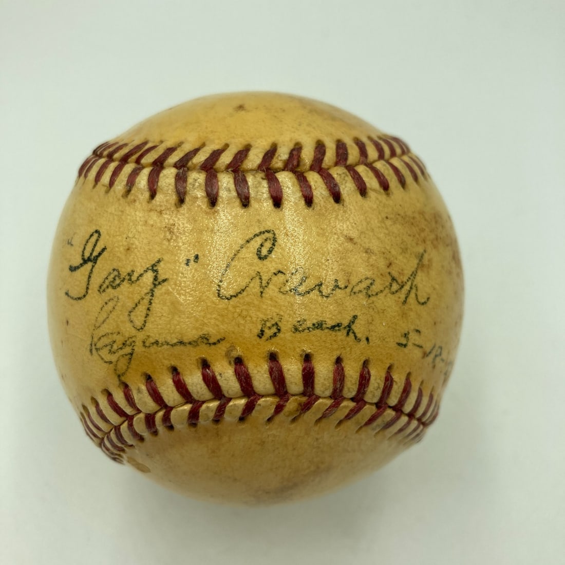 Gavvy Cravath Signed National League Baseball Beckett COA RARE: Gavvy Cravath Signed National League Baseball Beckett COA RARE This exceptional item is an official National League Ford Frick baseball, beautifully signed by former Major League outfielder Gavvy Crav