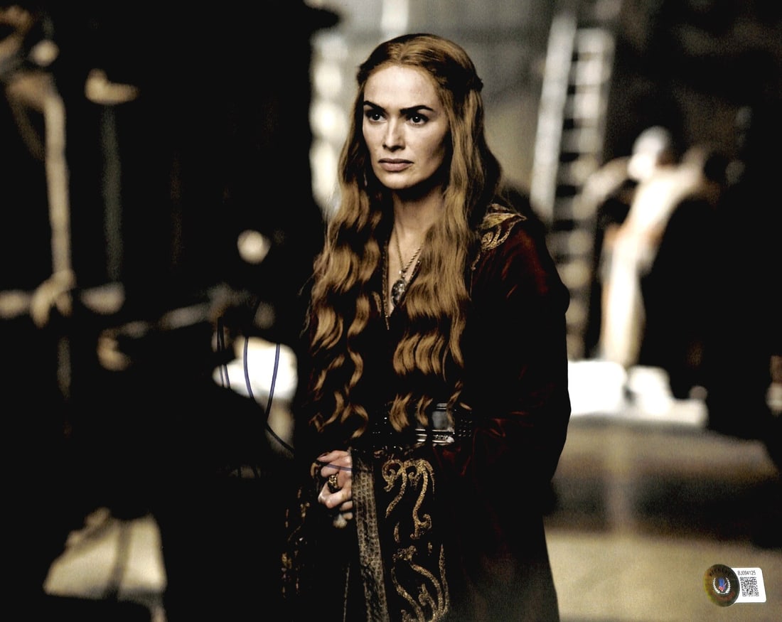 Lena Headey Signed 11x14 Game of Thrones Photo Beckett Certified: Lena Headey Signed 11x14 Game of Thrones Photo Beckett Certified This stunning 11x14 photograph features Lena Headey, renowned for her role as "Cersei Lannister" in the acclaimed series Game of Throne
