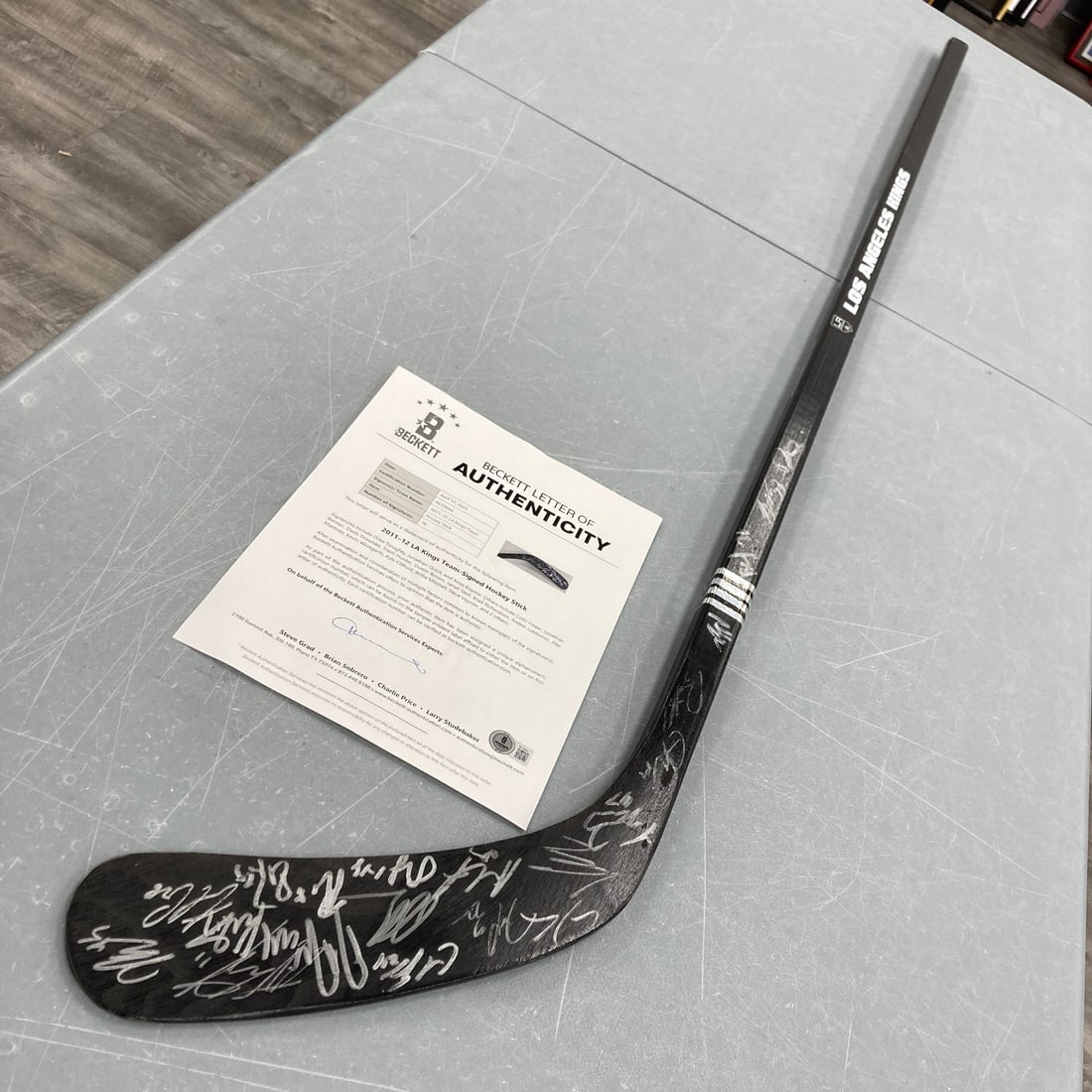 2011-12 Los Angeles Kings Signed Hockey Stick Beckett Authenticated (1 of 10)