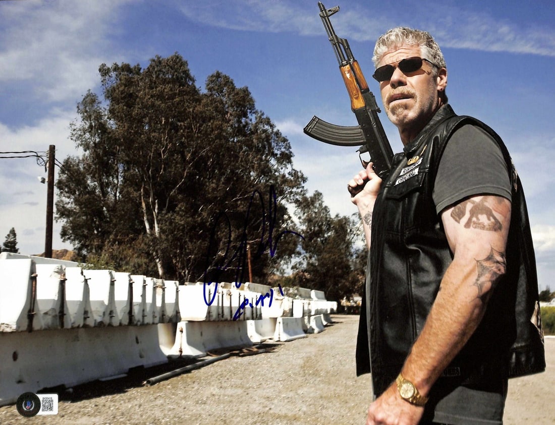 Ron Perlman Signed 11x14 Clay Morrow Photo Beckett Authenticated: Ron Perlman Signed 11x14 Clay Morrow Photo Beckett Authenticated This autographed 11x14 photograph features Ron Perlman as "Clay Morrow" from the acclaimed TV series Sons of Anarchy. The signature is