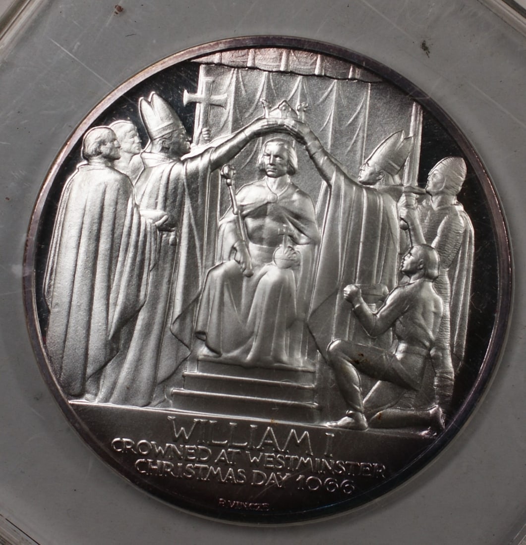 Proof 1966 United Kingdom Silver Medal William the First by Paul Vineze: Proof 1966 United Kingdom Silver Medal William the First by Paul Vineze This is a 1966 BCS William the First commemorative medal crafted by sculptor Paul Vineze. Struck in 999 fine silver, this proof