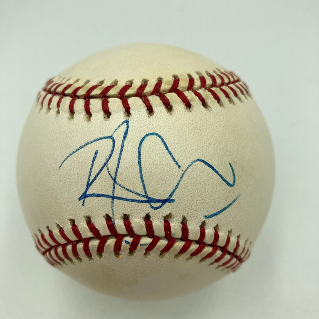 Robert Plant Signed American League Baseball JSA COA Music Memorabilia RARE: Robert Plant Signed American League Baseball JSA COA Music Memorabilia RARE This is a rare single signed American League baseball by Robert Plant, the legendary lead vocalist of Led Zeppelin. The auto