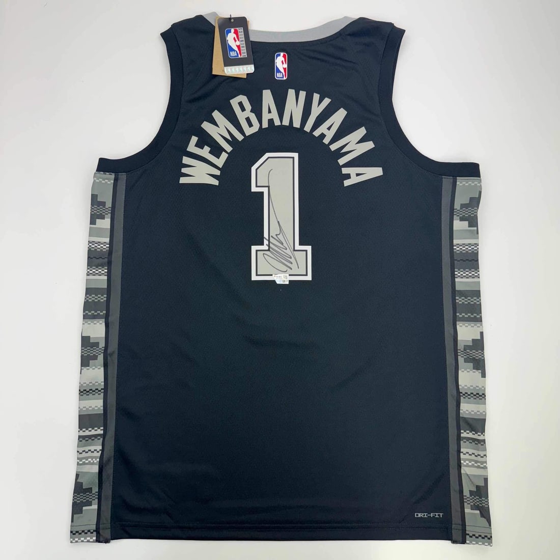 Victor Wembanyama Autographed Spurs Swingman Jersey Fanatics COA (1 of 4)