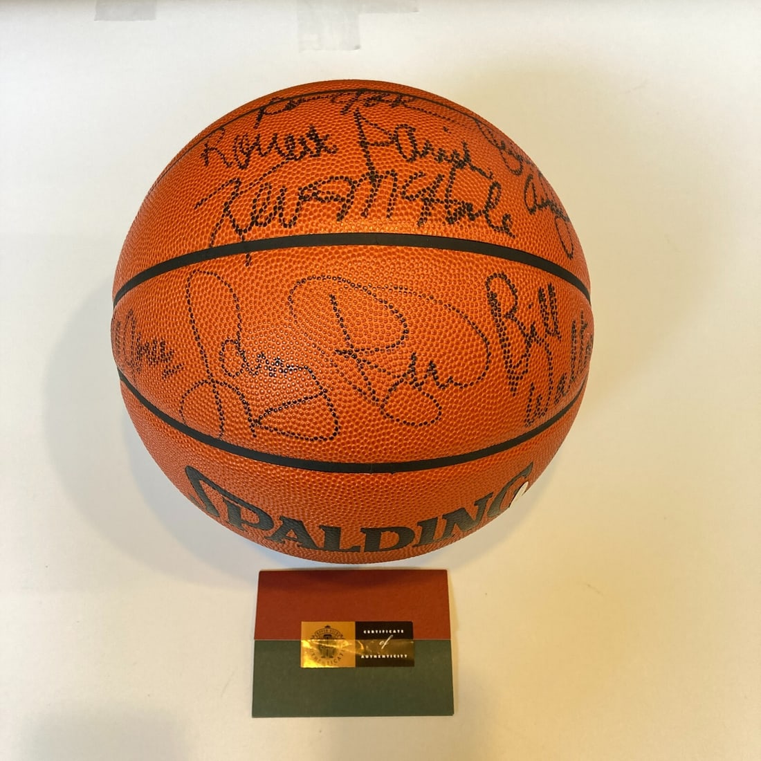 1985-86 Boston Celtics Team Signed Basketball with Upper Deck COA: 1985-86 Boston Celtics Team Signed Basketball with Upper Deck COA Celebrate the legacy of the 1985-86 Boston Celtics with this rare team-signed Spalding Official NBA Game Basketball. This piece of spo
