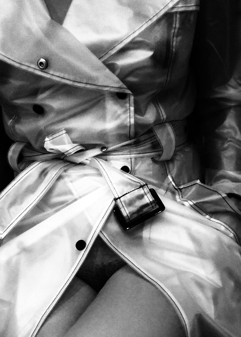 Limited Edition Photography Meet Me in Paris by Lika Brutyan 28 x 20: Limited Edition Photography Meet Me in Paris by Lika Brutyan 28 x 20 "Meet Me in Paris" is a captivating photographic work by Lika Brutyan, measuring 28 inches in height and 20 inches in width. Produc