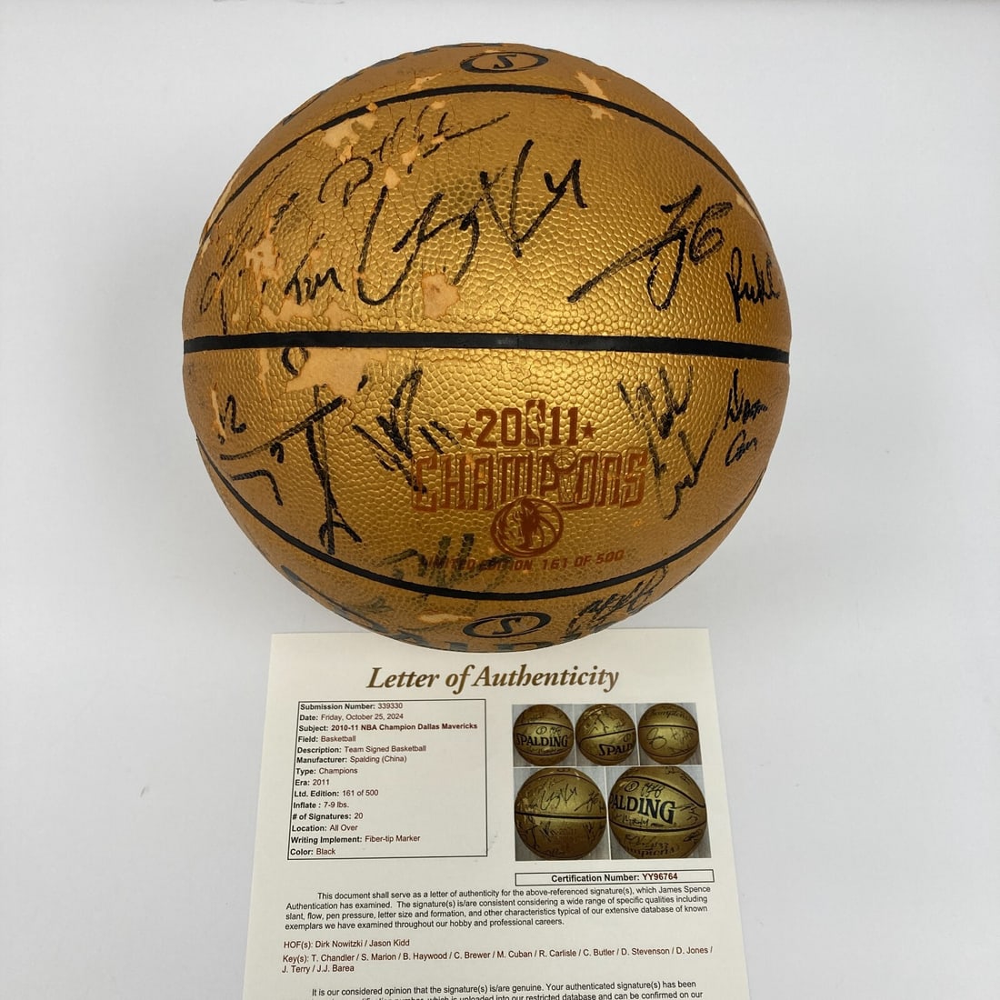 2010-11 Dallas Mavericks Team Signed Basketball with JSA COA: 2010-11 Dallas Mavericks Team Signed Basketball with JSA COA Celebrate the historic 2010-11 Dallas Mavericks NBA Championship with this team-signed basketball, featuring 20 signatures, including those