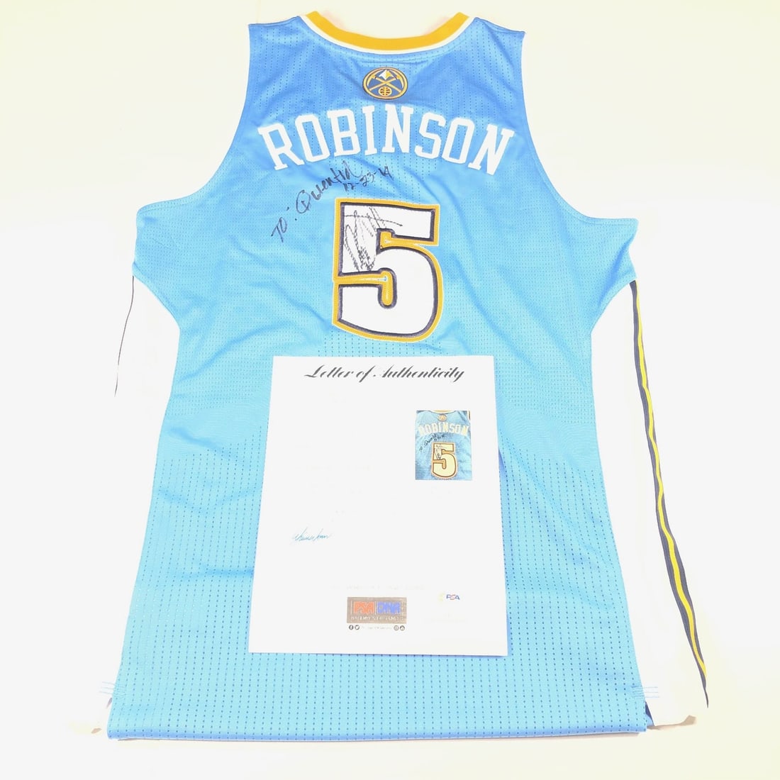 Nate Robinson Autographed Game-Used Jersey PSA/DNA 10 Nuggets: Nate Robinson Autographed Game-Used Jersey PSA/DNA 10 Nuggets This is a game-used jersey autographed by Nate Robinson, showcasing his tenure with the Denver Nuggets. The jersey features a PSA/DNA auth