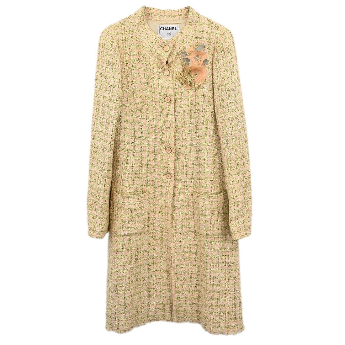 Chanel Vintage Beige Long Coat Button Closure Size 40: Chanel Vintage Beige Long Coat Button Closure Size 40 Elevate your wardrobe with this vintage Chanel Beige Jacket Coat, perfect for casual outings. This long coat features a button closure and long sl