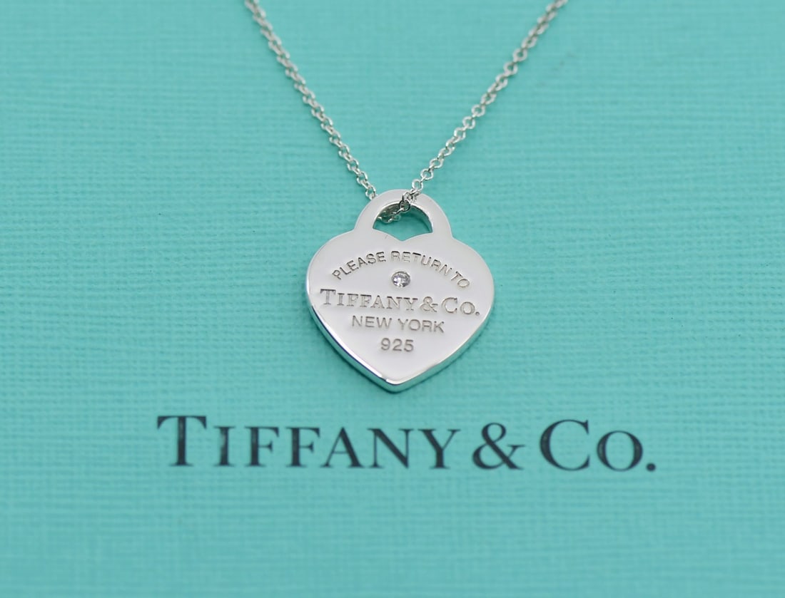 Return to Tiffany Pendant Necklace in Sterling Silver with Diamond Accent (1 of 5)