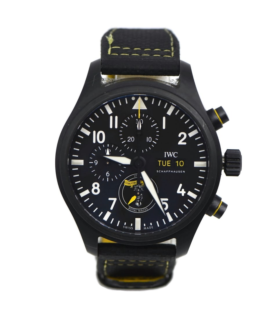 IWC Pilot Royal Maces Chronograph Ceramic Watch IW389107 with Box and Papers: IWC Pilot Royal Maces Chronograph Ceramic Watch IW389107 with Box and Papers Introducing the IWC Pilot Royal Maces Chronograph Ceramic Watch IW389107, an exquisite wristwatch that combines elegance wi