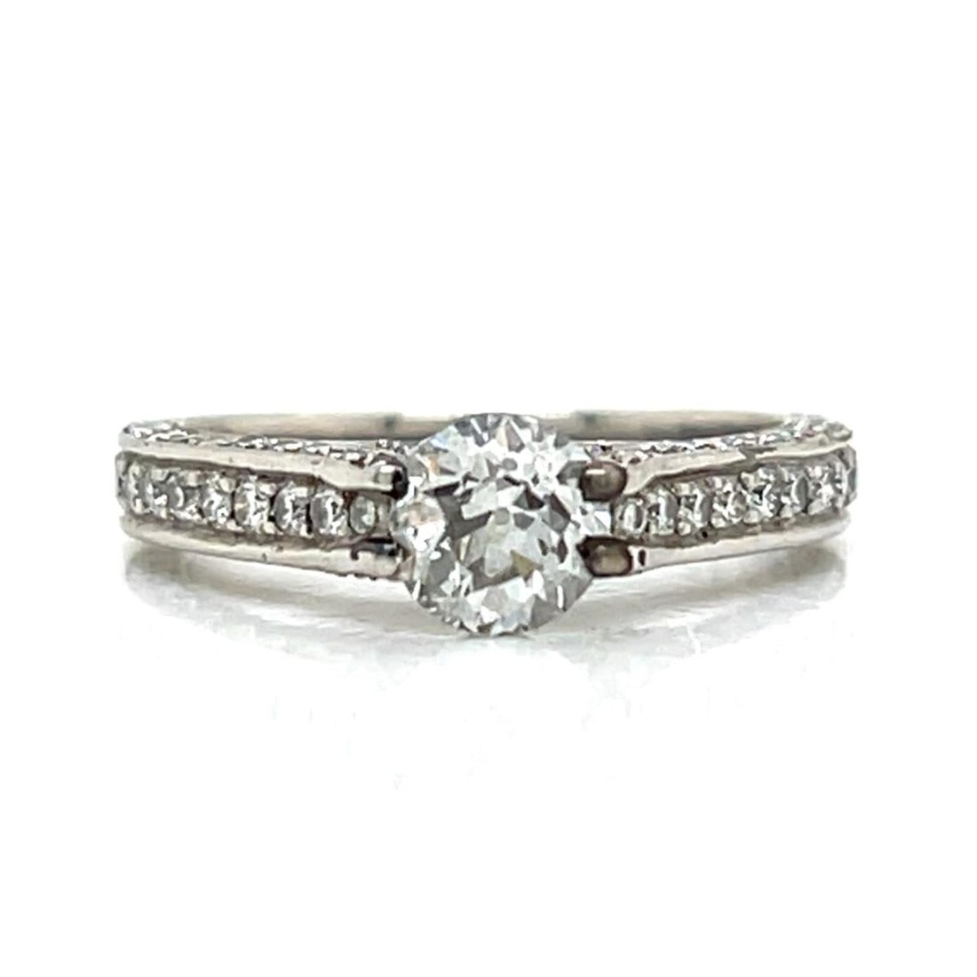 Diamond Ring in Platinum with 1.84 Carats Total Weight (1 of 4)