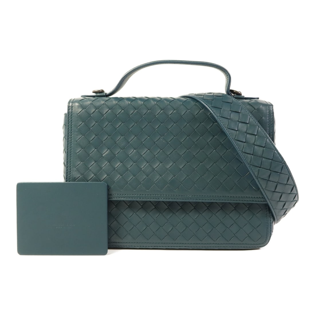 Bottega Veneta Green Calfskin 2way Shoulder Bag Made in Italy: Bottega Veneta Green Calfskin 2way Shoulder Bag Made in Italy This elegant Bottega Veneta 2way shoulder bag showcases luxurious calfskin leather in a rich green hue. Designed for versatility, it featu