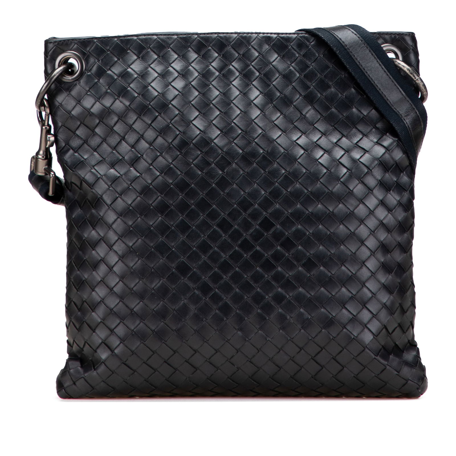 Bottega Veneta Black Nappa Intrecciato VN Crossbody Bag: Bottega Veneta Black Nappa Intrecciato VN Crossbody Bag This elegant Bottega Veneta Nappa Intrecciato VN Crossbody bag showcases a beautifully woven leather body in a timeless black color. Designed fo