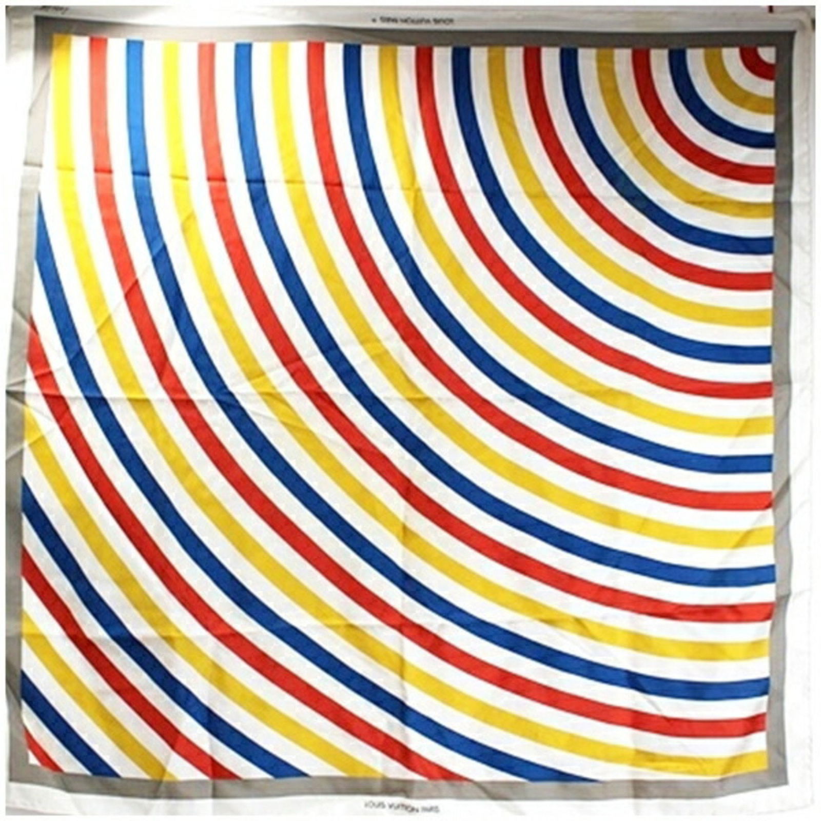 Silk Multicolour Scarf Louis Vuitton 86 cm Square France: Silk Multicolour Scarf Louis Vuitton 86 cm Square France This Louis Vuitton silk scarf features a multicolour design and is suitable for all genders. Crafted in France, it measures 86 cm by 86 cm. The