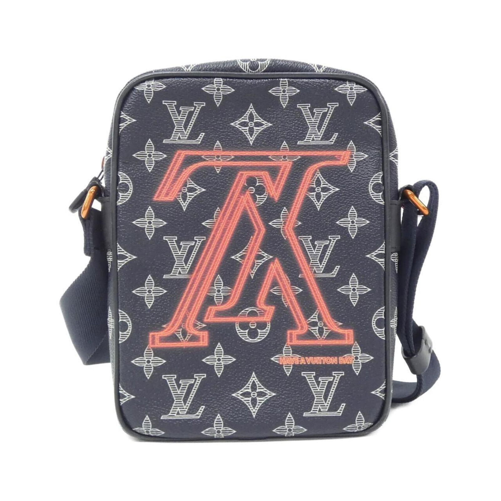 Louis Vuitton Danube Navy Canvas Crossbody Bag France: Louis Vuitton Danube Navy Canvas Crossbody Bag France The Louis Vuitton Danube bag features a navy canvas construction with a compact silhouette. Designed for unisex use, it includes a main compartmen