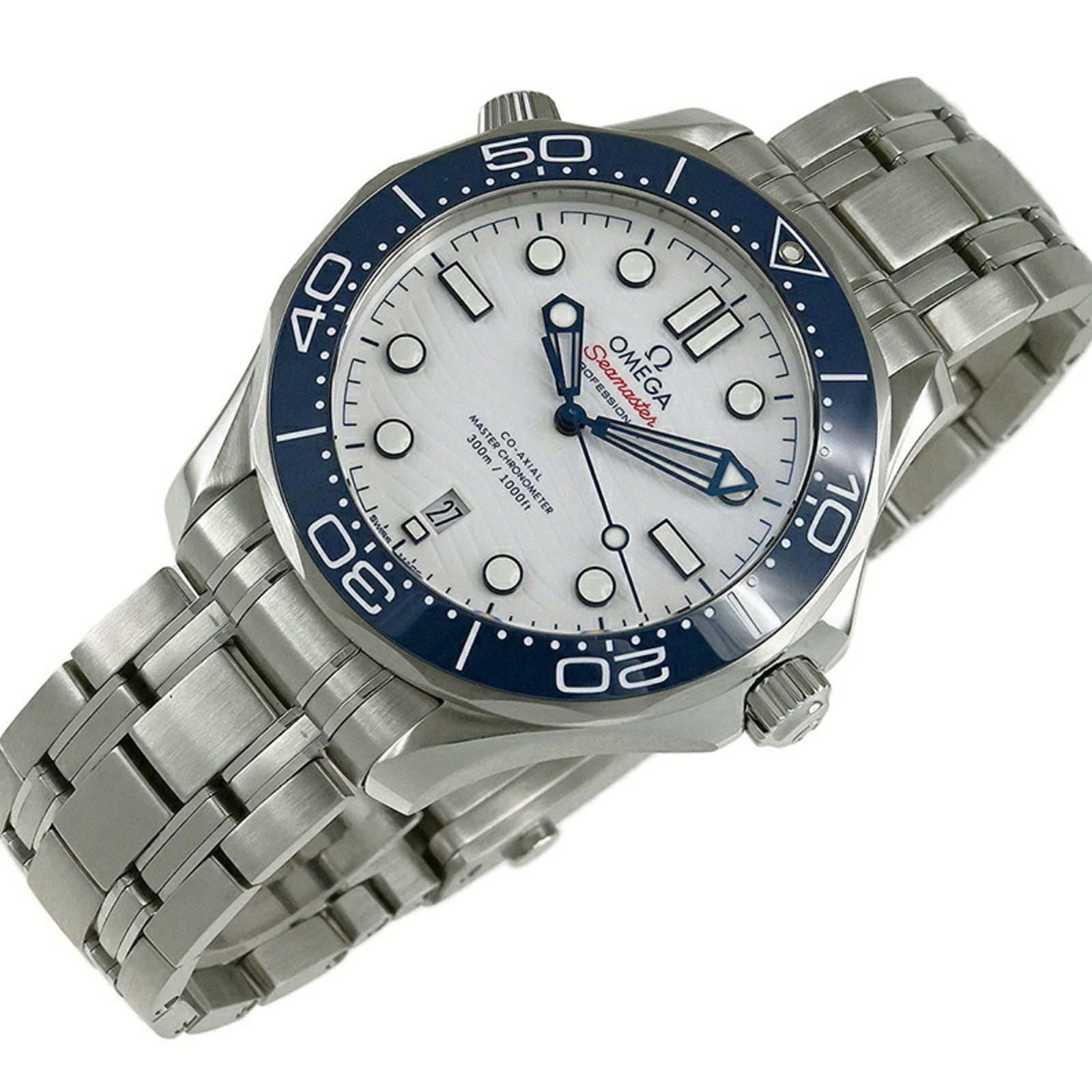 Steel Omega Seamaster 300 White Dial Men's Swiss Watch 42mm: Steel Omega Seamaster 300 White Dial Men's Swiss Watch 42mm This Omega Seamaster 300 wristwatch features a robust steel construction and a classic white dial. Designed for men, it showcases a refined