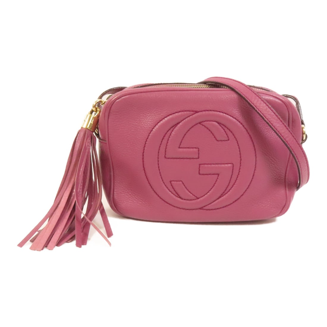 Gucci Soho Disco Purple Calfskin Shoulder Bag with Gold Hardware: Gucci Soho Disco Purple Calfskin Shoulder Bag with Gold Hardware This Gucci Soho Disco shoulder bag features luxurious purple calfskin leather and gold tone hardware. Designed for everyday versatility