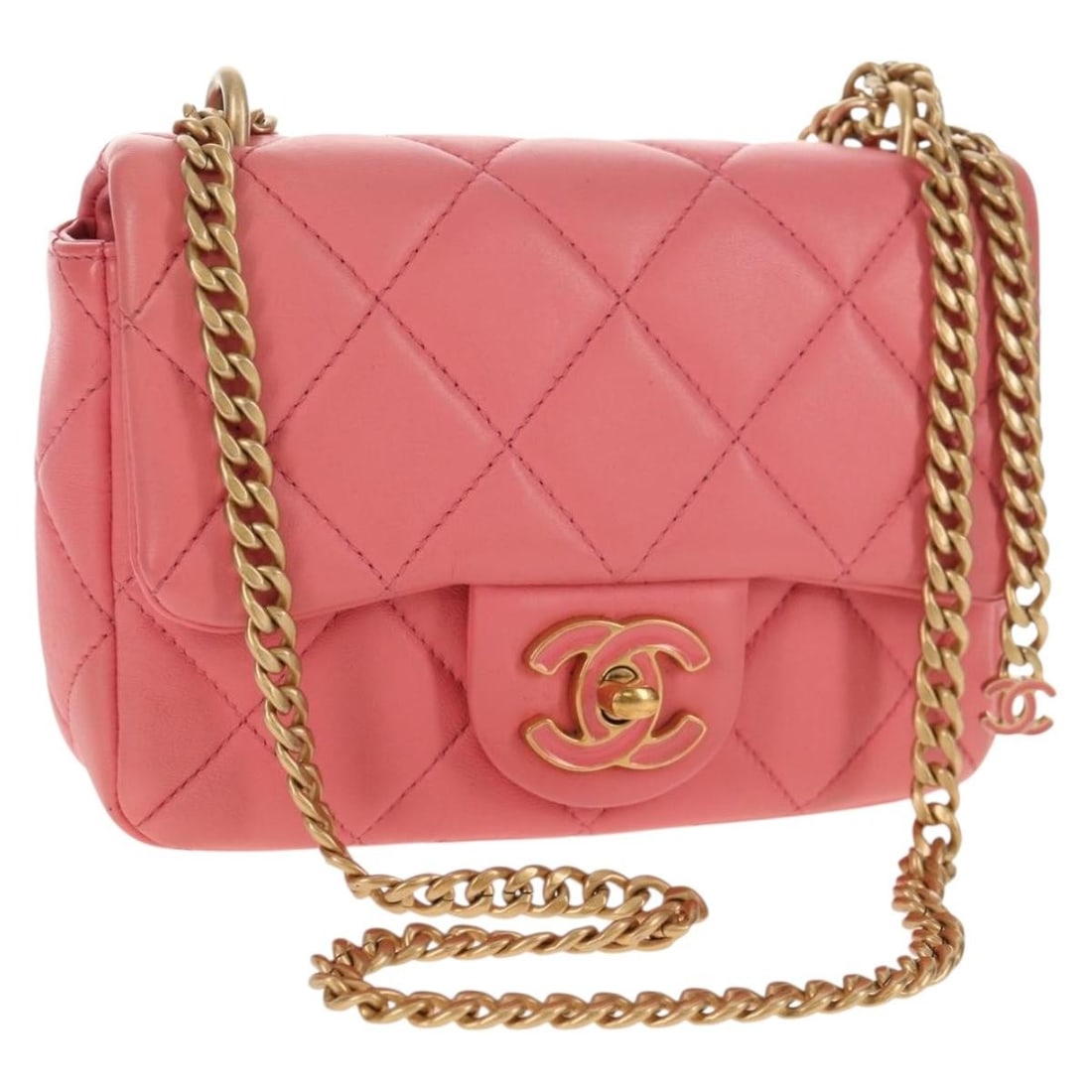 CHANEL Mini Matelasse Pink Lamb Skin Shoulder Bag AS3114 Auth: CHANEL Mini Matelasse Pink Lamb Skin Shoulder Bag AS3114 Auth Elevate your style with this authentic CHANEL Mini Matelasse 17 Single Flap Shoulder Bag, crafted from luxurious lamb skin in a stunning p