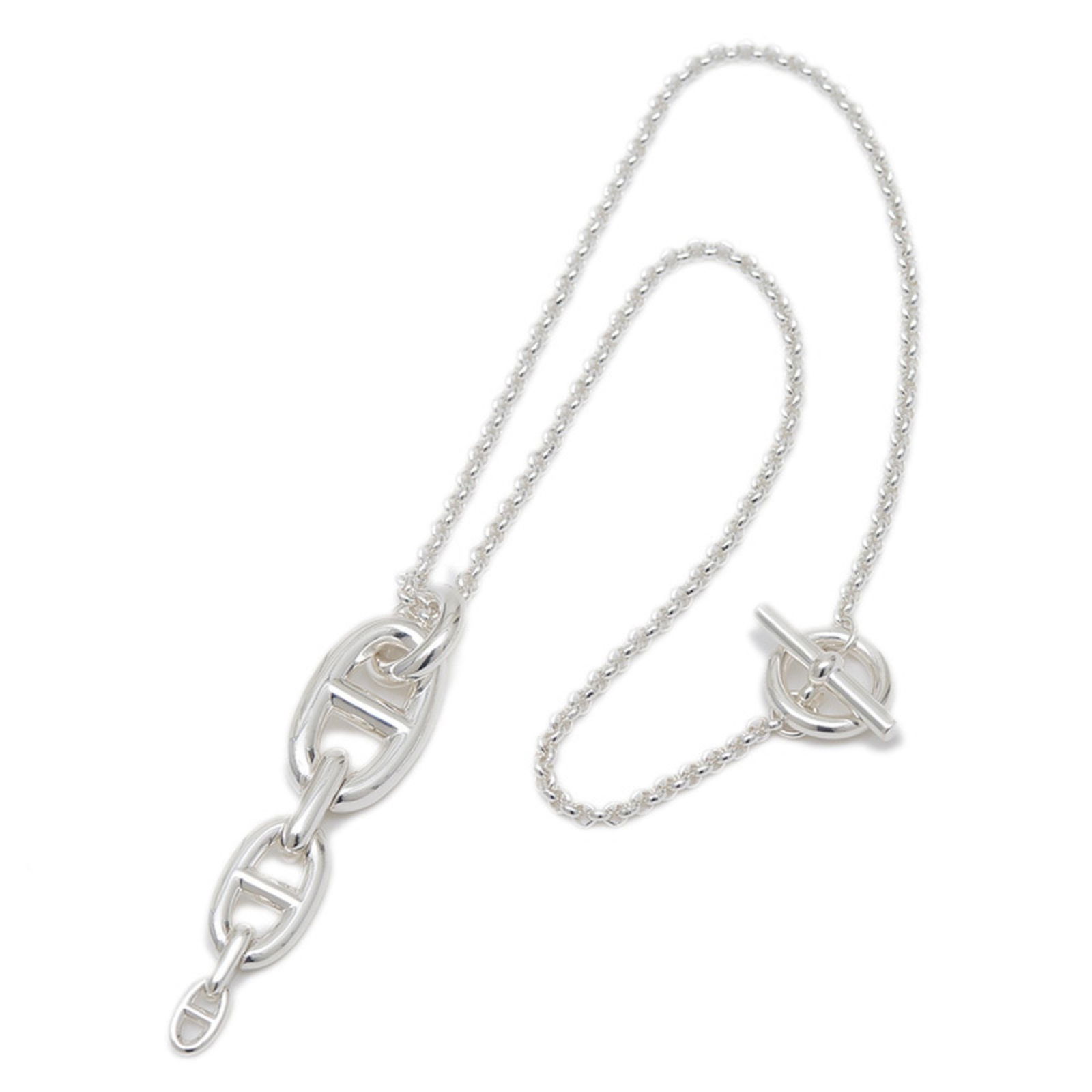 Silver Chaine d'ancre Necklace by Hermes 66 cm: Silver Chaine d'ancre Necklace by Hermes 66 cm This is a Hermes Chaine d'ancre necklace crafted in silver, designed for women. The necklace features a silver finish and measures 80mm by 20mm, with a n