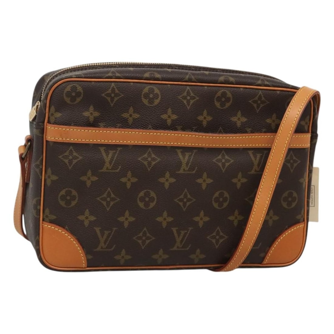 Louis Vuitton Monogram Trocadero 30 Shoulder Bag M51272 Auth France: Louis Vuitton Monogram Trocadero 30 Shoulder Bag M51272 Auth France The LOUIS VUITTON Monogram Trocadero 30 Shoulder Bag, model M51272, is a stylish and functional accessory crafted in France. Made fr
