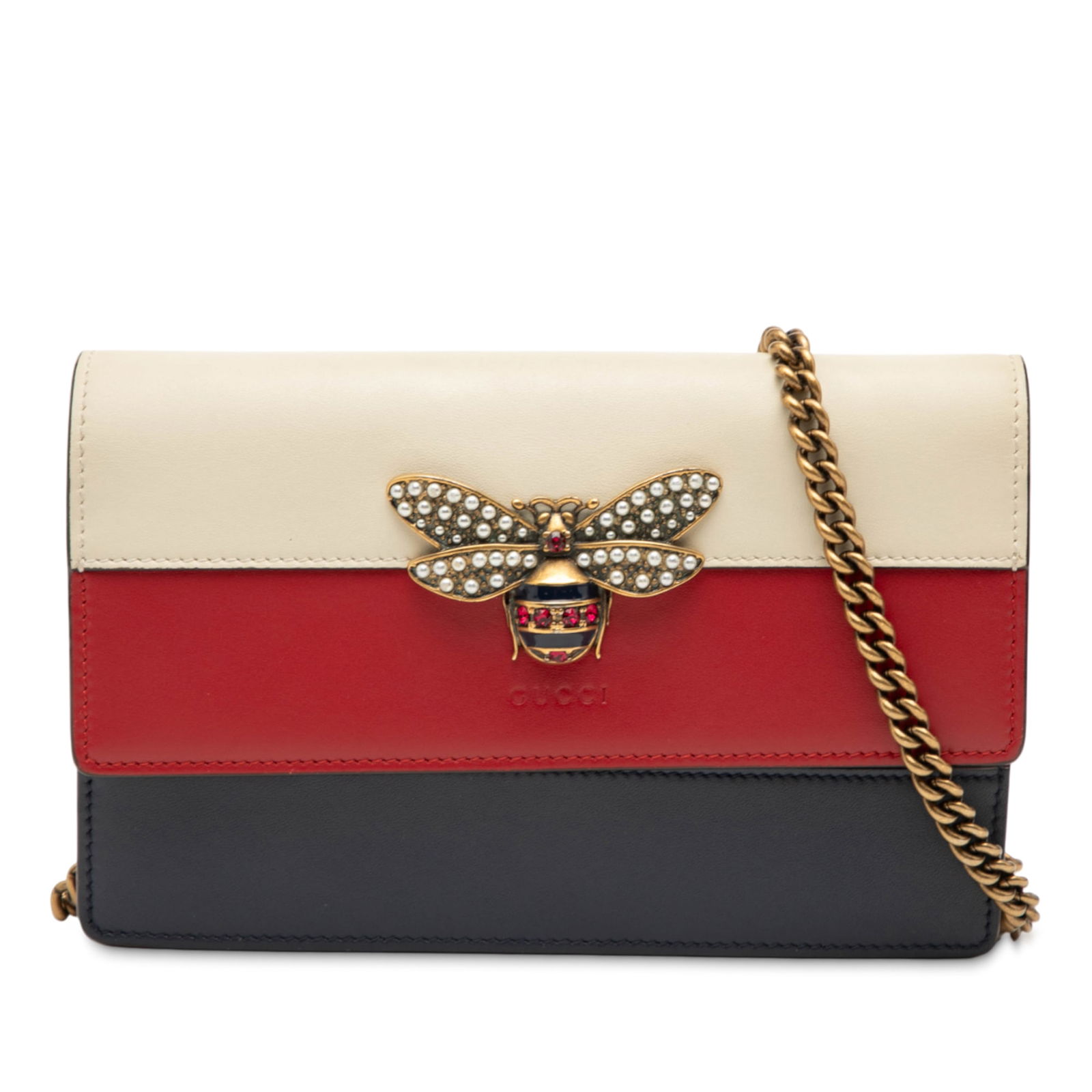 Gucci Red Calfskin Queen Margaret Wallet on Chain: Gucci Red Calfskin Queen Margaret Wallet on Chain Introducing the Gucci Calfskin Queen Margaret Wallet on Chain, a stylish and functional crossbody bag crafted from luxurious leather. This exquisite p