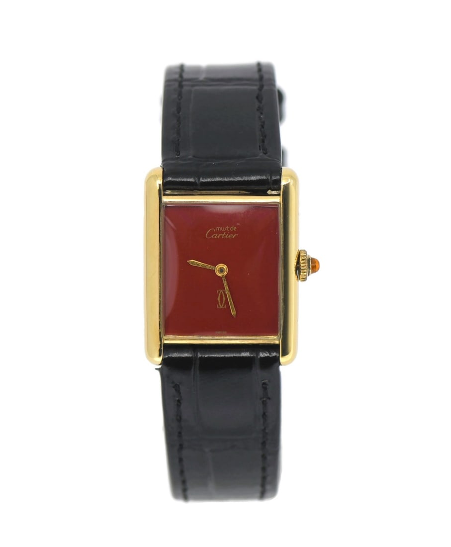 Cartier Tank Must Gold Plated Sterling Silver Watch with Box: Cartier Tank Must Gold Plated Sterling Silver Watch with Box Discover the elegance of the Cartier Tank Must Gold Plated Sterling Silver Watch, a true symbol of luxury and sophistication. This pre-owne