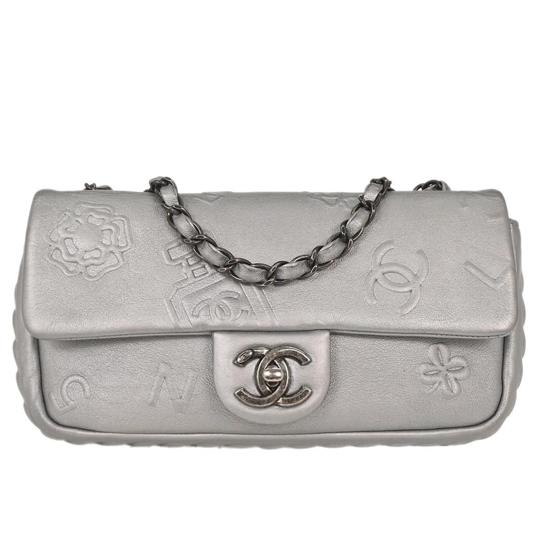 Chanel Silver Calfskin Icon Medium Shoulder Bag: Chanel Silver Calfskin Icon Medium Shoulder Bag This Chanel Silver Calfskin Icon Shoulder Bag is a stunning accessory that combines elegance and functionality. Crafted from high-quality leather, it fe