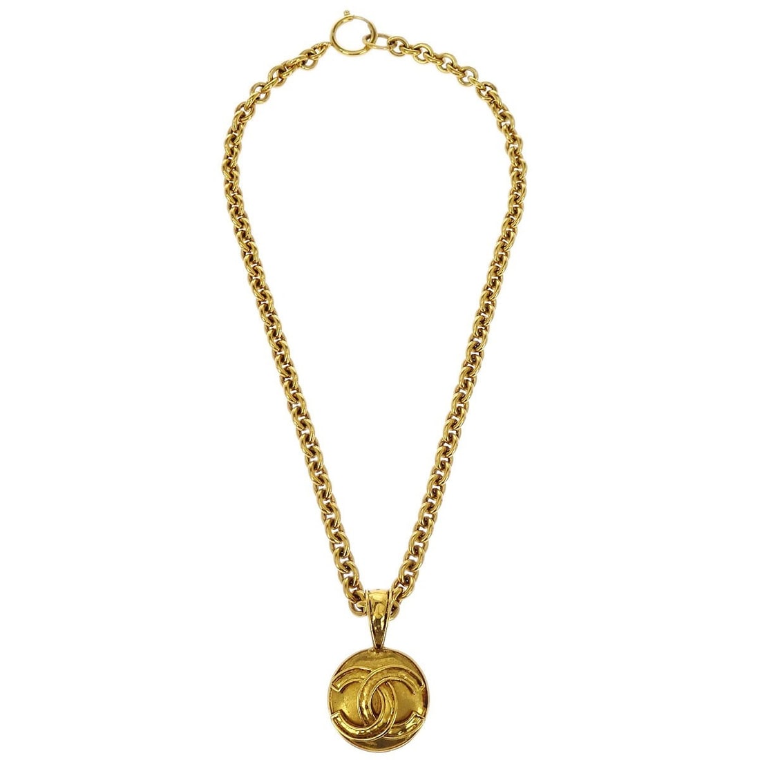 Chanel 94P Gold Plated Pendant Necklace with Medallion: Chanel 94P Gold Plated Pendant Necklace with Medallion This Chanel Medallion pendant necklace features a gold-plated chain and medallion pendant. The necklace showcases a classic chain style in a gold