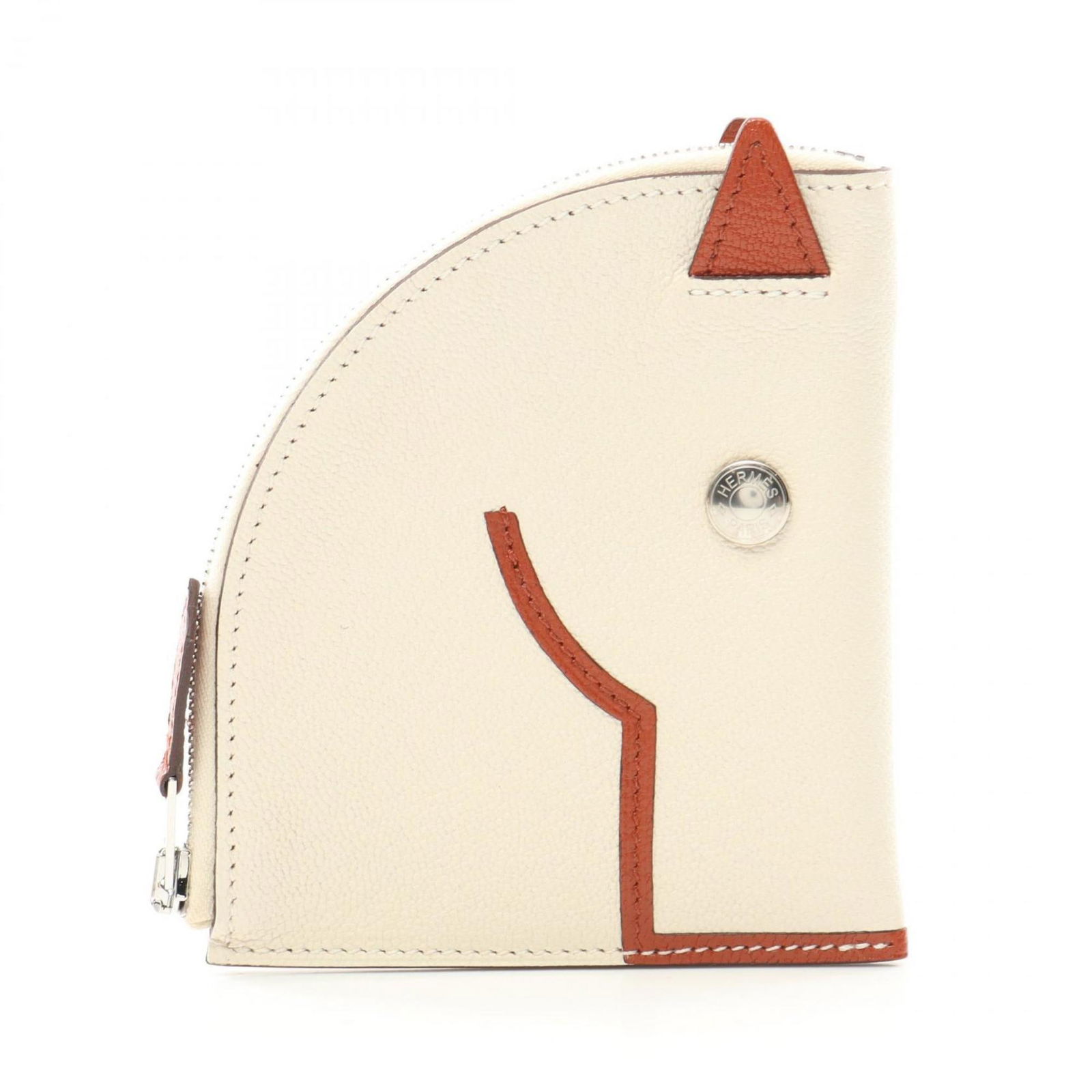 White Leather Hermes Paddock Accessory Made in France: White Leather Hermes Paddock Accessory Made in France Hermes Paddock leather accessory in white, designed for women. Features slight scratches and minor rubbing on the exterior and metal, with the int