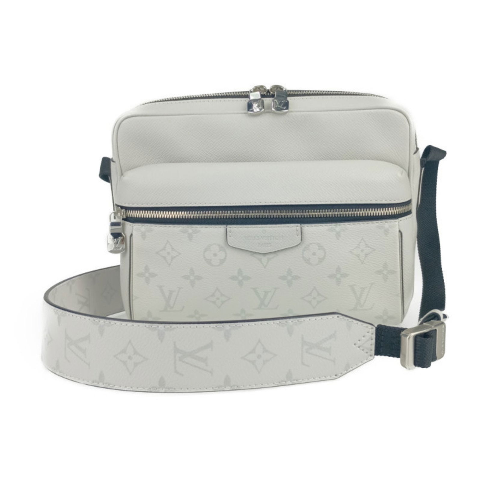 Canvas Outdoor Bag in White by Louis Vuitton: Canvas Outdoor Bag in White by Louis Vuitton This Louis Vuitton Outdoor bag is crafted from white canvas and features a unisex design. Made in Italy, it is characterized by its practical dimensions an