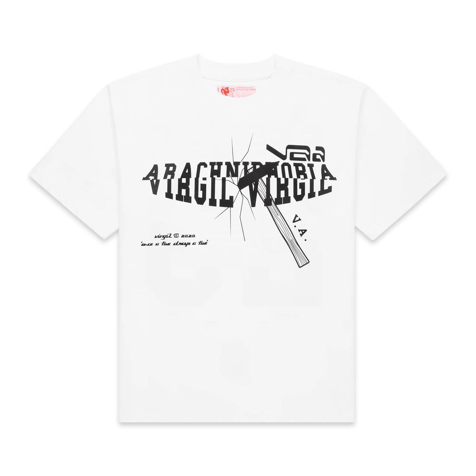 Pyrex Graphic White T-Shirt by Sp5der in Extra Large: Pyrex Graphic White T-Shirt by Sp5der in Extra Large This Sp5der Pyrex White Tee features the iconic Sp5der logo and Pyrex-inspired graphics on premium cotton fabric. The t-shirt offers a soft, breath