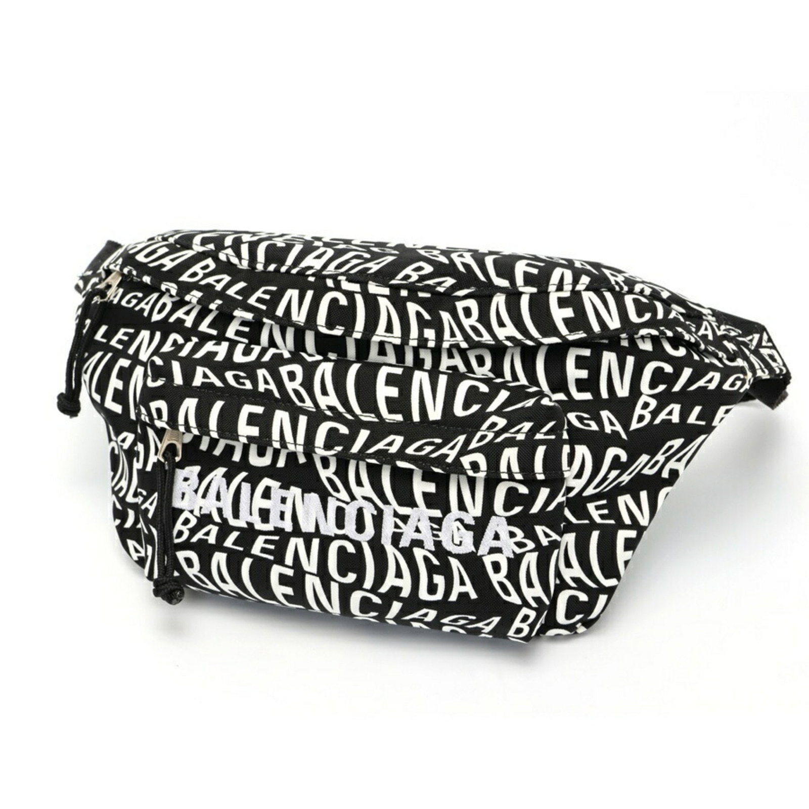 Balenciaga Wheel Black Synthetic Shoulder Bag Italy: Balenciaga Wheel Black Synthetic Shoulder Bag Italy This Balenciaga Wheel bag features a sleek black synthetic construction and a unisex design. Made in Italy, it offers both style and practicality. T