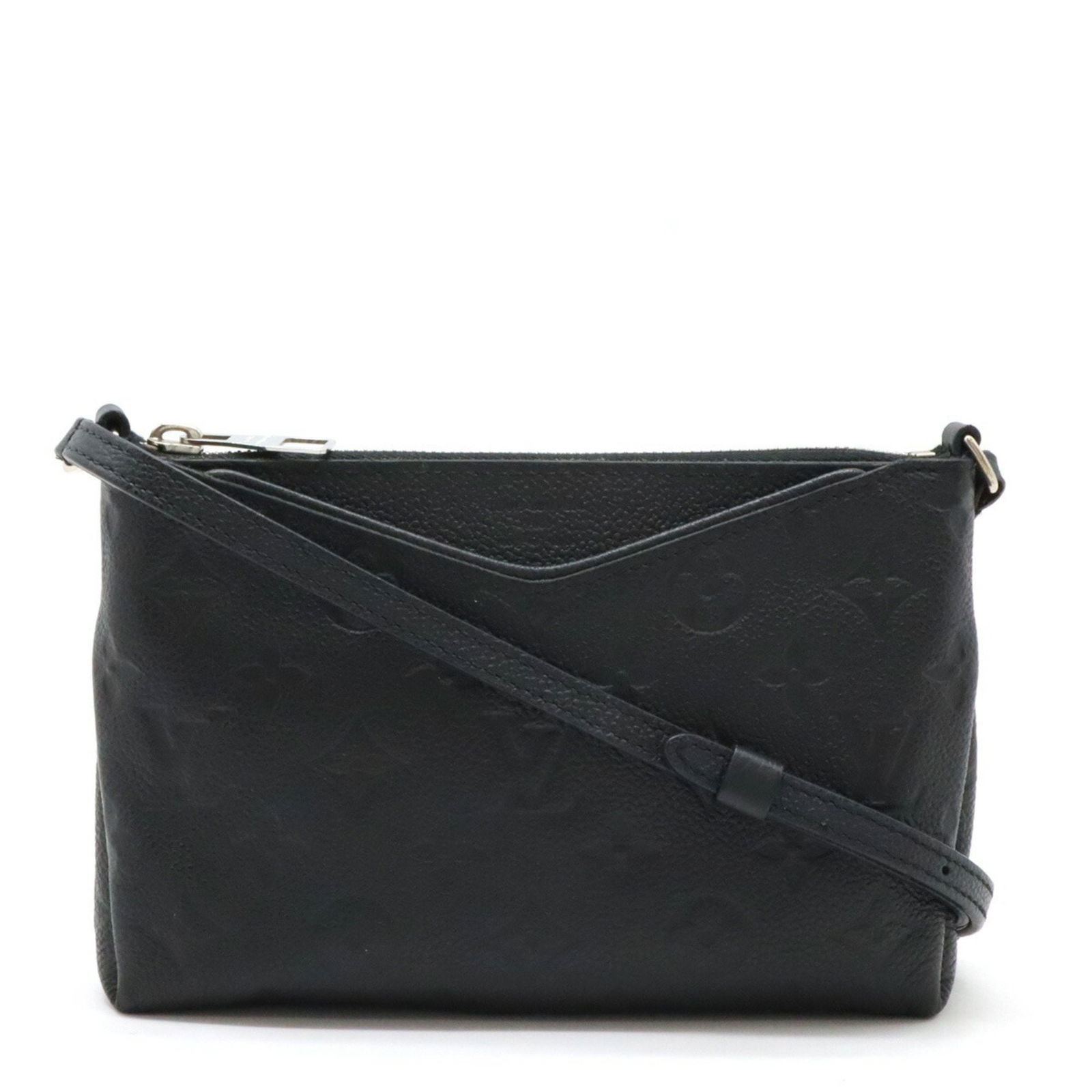 Louis Vuitton Pallas Black Leather Clutch Bag France: Louis Vuitton Pallas Black Leather Clutch Bag France This Louis Vuitton Pallas is a women's leather accessory in black, crafted in France. It features a compact design with subtle shape loss, minor sc