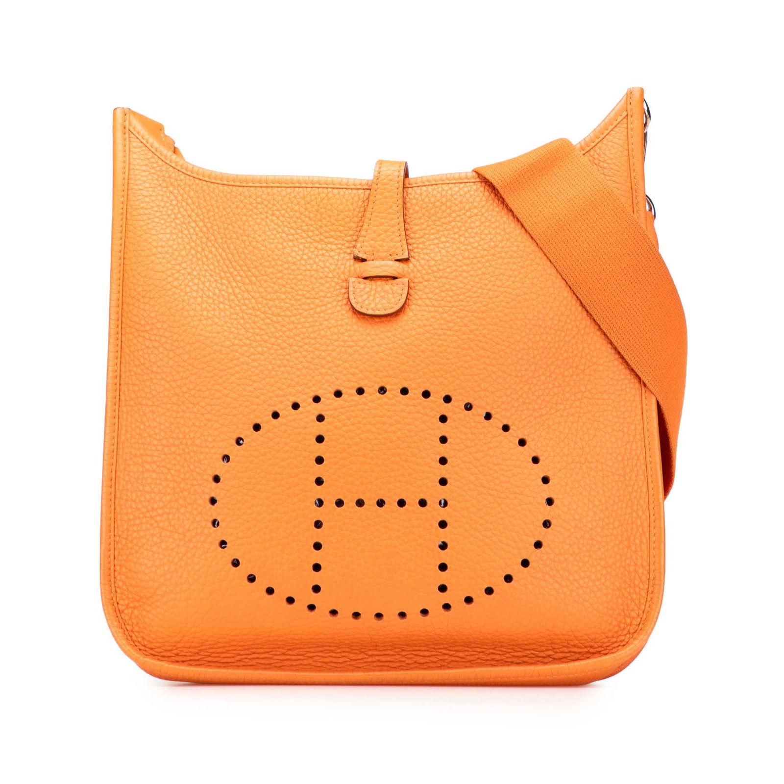 Hermes Clemence Evelyne III PM Leather Bag in Orange: Hermes Clemence Evelyne III PM Leather Bag in Orange The Hermes Clemence Evelyne III PM is a stylish and practical bag crafted from clemence leather. This model features an adjustable and detachable f