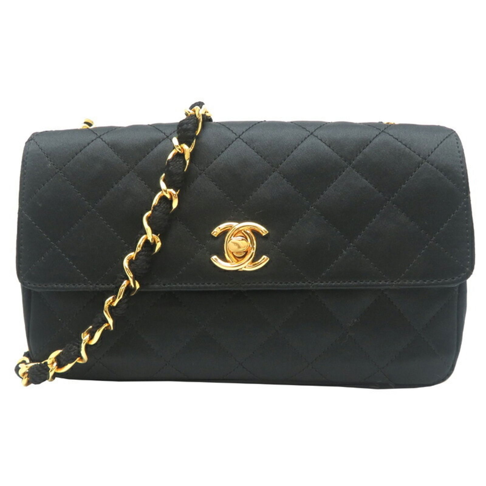 Black Beaver Chanel Single Flap Bag 18cm: Black Beaver Chanel Single Flap Bag 18cm Chanel Single Flap handbag crafted from beaver material in black, designed for women. The bag features a classic silhouette with minor signs of wear, including